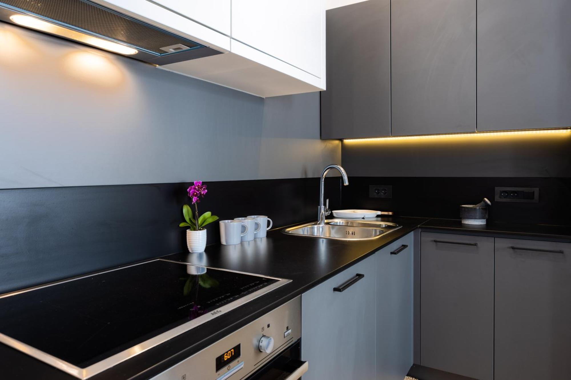 Apartment Ratko By Blueapartments - Free Private Parking Zagreb Exterior foto